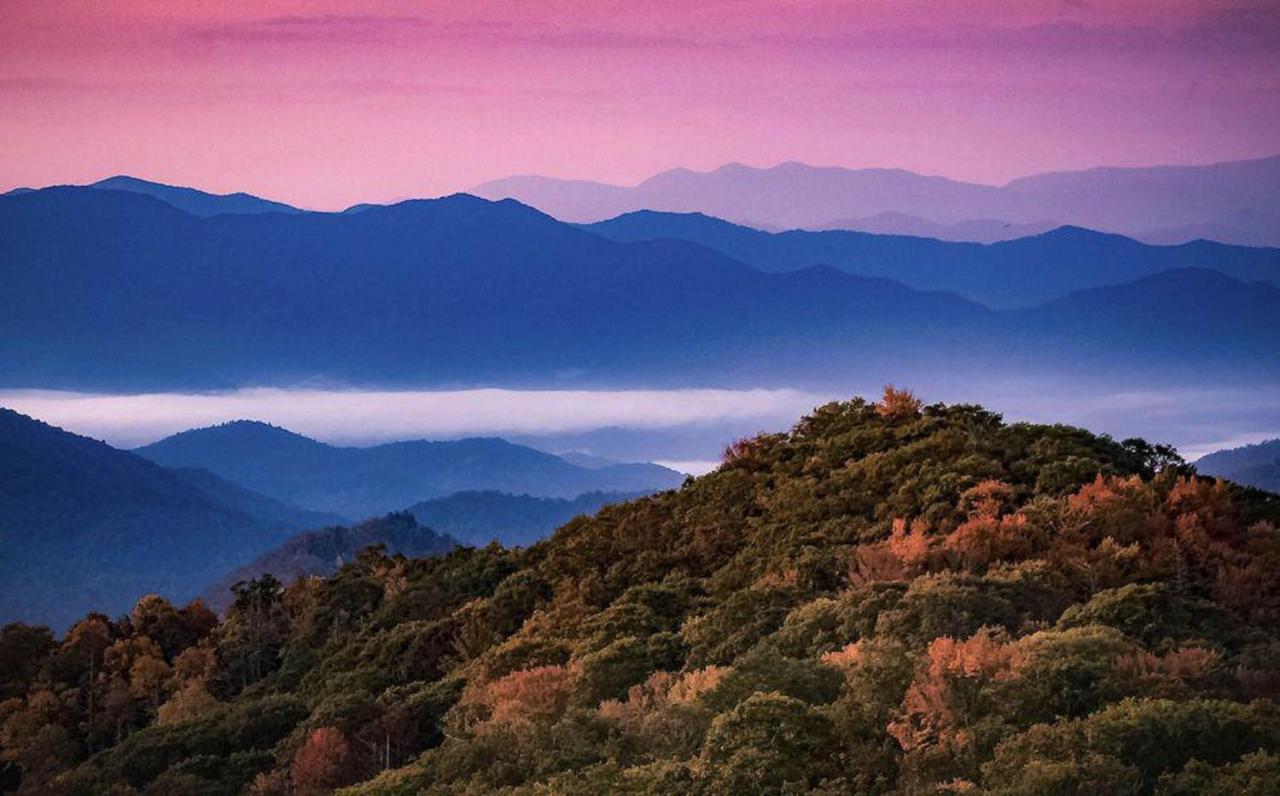 Smoky Mountains Studio With Balcony جاتلينبرج المظهر الخارجي الصورة