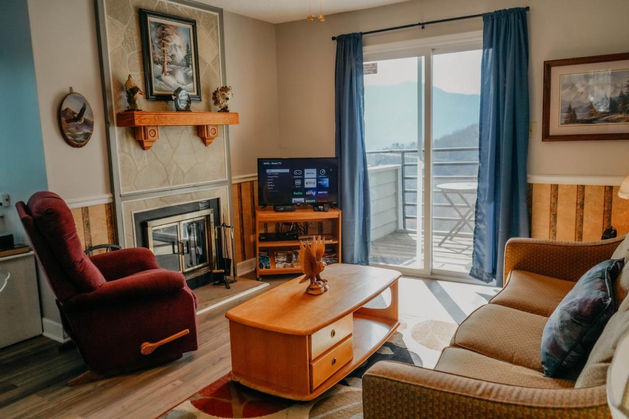 Smoky Mountains Studio With Balcony جاتلينبرج المظهر الخارجي الصورة